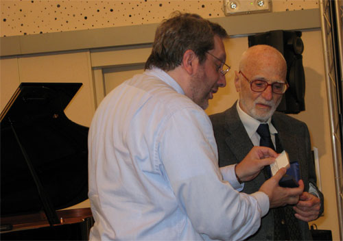 Mario Monicelli ritira il premio Carducciano dell'anno 2008